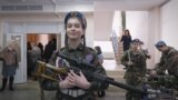 Кадр из фильма "Уездный город Е"