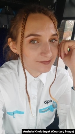 Анжела Холодняк за рулем автобуса в Остраве