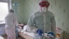 "Мы в палате дышали кислородом по очереди". В 10 регионах Украины почти закончились койки для больных с коронавирусом