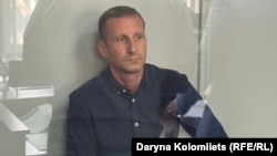 Василий Гончарук, организатор мероприятия на полигоне под Киевом, по которому ударили войска РФ, на избрании ему меры пресечения в Святошинском суде в Киеве, 27 июля 2026 года