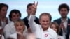 Большинство голосов на выборах в парламент Польши набрала партия "Право и справедливость", но перевес голосов – у оппозиционного блока во главе с "Гражданской платформой" Дональда Туска