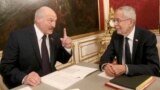 AUSTRIA -- Belarusian President Alyaksandr Lukashenka talks with Austrian President Alexander Van der Bellen during their meeting in Vienna, November 12, 2019