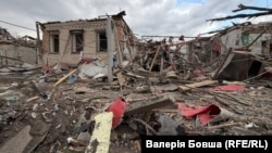 Российские дроны ударили по Запорожью: под завалами люди