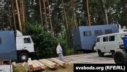 Лагерь, в котором содержались арестованные участники протестов в Беларуси, созданный на месте ЛТП №3 под Слуцком