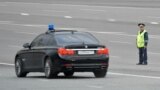 "Депутат не может работать, если в автомобиле нет девяти динамиков"