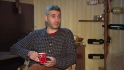 Россияне, живущие в Грузии, не голосуют на выборах. Но кого они поддерживают?