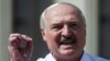 Лукашенко заявил, что посол в Риге должен был "набить морду" снявшему государственный флаг Беларуси мэру Стакису