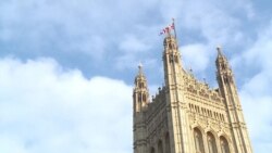 Британский парламент возобновляет работу