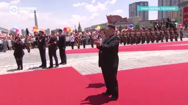 Председатель КНР Си Цзиньпин к прибыл в Северную Корею впервые с 2019 года