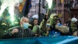 Сторонники "Свободы" на марше в Киеве, 14 октября 2016