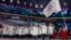 Спортсмены из России под олимпийским флагом на церемонии открытия Игр в Пхёнчхане
