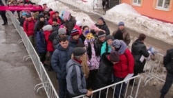 ОМОН и собеседования: мигранты штурмуют отделения ФМС России