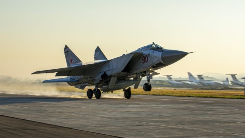 ФСБ РФ заявила о "срыве" операции Украины по угону самолета МиГ-31 с ракетой "Кинжал" и обвинила в причастности к этомy Bellingcat