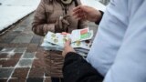 Как активисты помогают ВИЧ-инфицированным бороться с болезнью и бюрократией