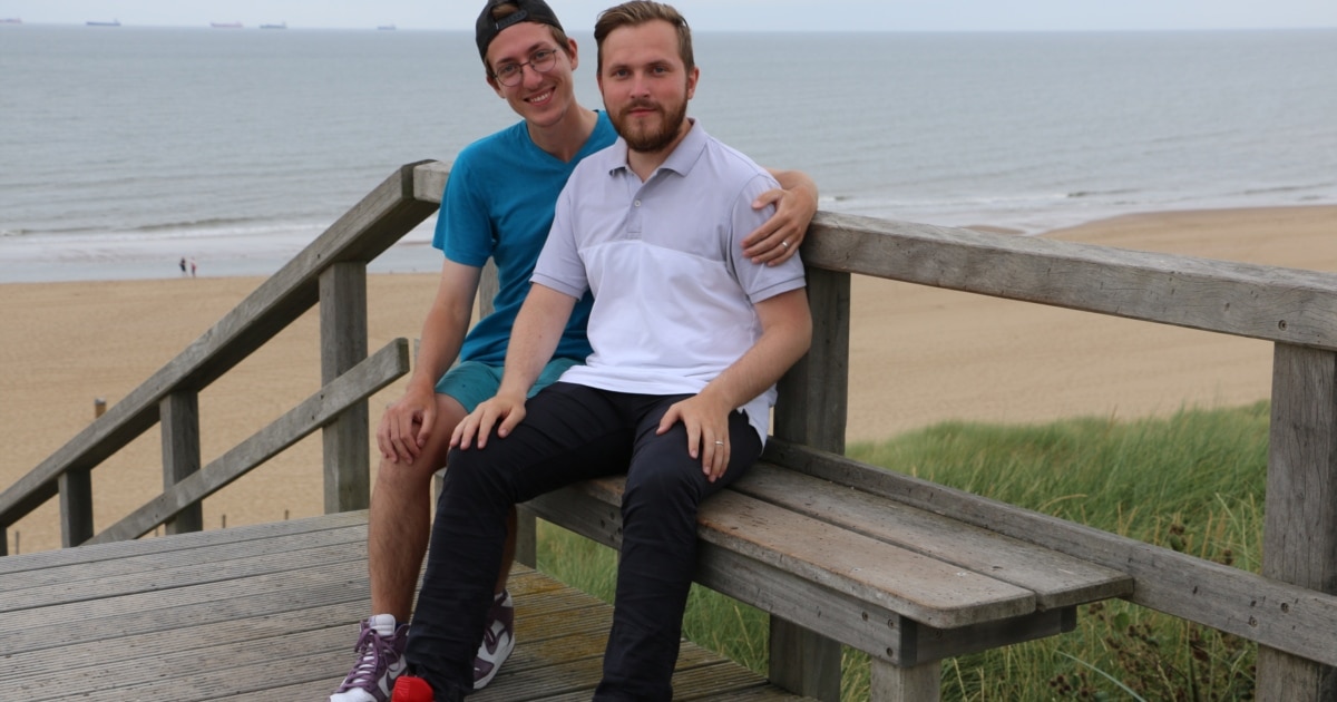 Пойыздағы басқа біреудің әйелінің порно видеоларын қараңыз