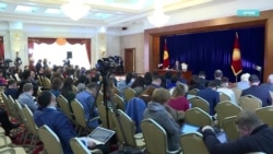 Парламент Кыргызстана поддержал обвинения против Атамбаева