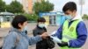 В Казахстане власти заставляют делать прививки, угрожая локдауном. 50 тысяч человек подписали петицию против