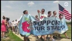 "Стройте школы, а не стену": в Вашингтоне прошел марш за общественное образование