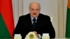 Лукашенко подтвердил, что пригласил на БелТВ журналистов из России: "Я попросил россиян: дайте нам 2-3 группы"
