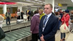 В российских аэропортах начали работать профайлеры. Что они делают и кого ищут?