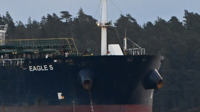 Финский суд отклонил обвинения против экипажа связанного с Россией танкера Eagle S, повредившего кабели в Балтийском море