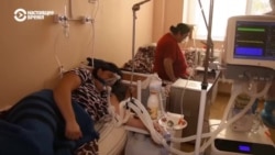 Нехватка мест в больницах и увольнения медиков из-за усталости. В Украине ухудшается ситуация с коронавирусом
