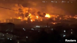 Пожар после удара по порту Туапсе