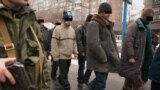 Передача тел погибших украинских военных в аэропорту Донецка 22 января 2015 года
