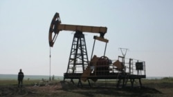 Страны ОПЕК и Россия договорились о сокращении добычи нефти