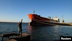 Танкер у берегов Кубы, иллюстративное фото