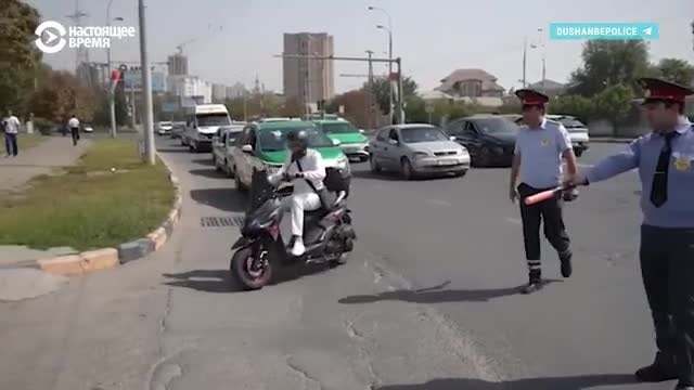 Владельцы электроскутеров и мопедов из Таджикистана рассказывают, как запрет осложнил их жизнь