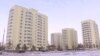 Социальное жилье в Нур-Султане: "Ветер дует, везде лед. Очень холодно"