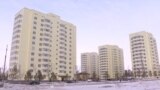 Социальное жилье в Нур-Султане: "Ветер дует, везде лед. Очень холодно"