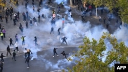 Протестующие на площади Республики в Париже, 17 октября