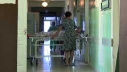 В Кыргызстане начали делать прививки от коронавируса, президента прививать не будут