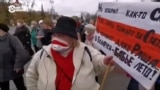 "Менять лысую резину!" Пенсионеры и студенты вышли против Лукашенко 26 октября