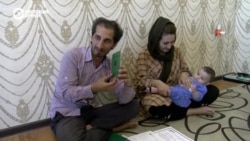 Семья афганцев рассказывает о своем бегстве в Таджикистан