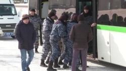 Полиция в Астане задержала людей, собравшихся перед Дворцом независимости