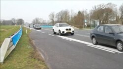 "Поющая" дорога сводит с ума жителей деревни в Нидерландах