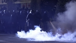 Партия "Грузинская мечта" грозит судом "Би-би-си" за расследование о химических веществах, которые могли применять во время протестов